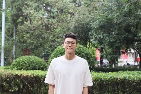 校级优秀教育工作者事迹材料——孙硕